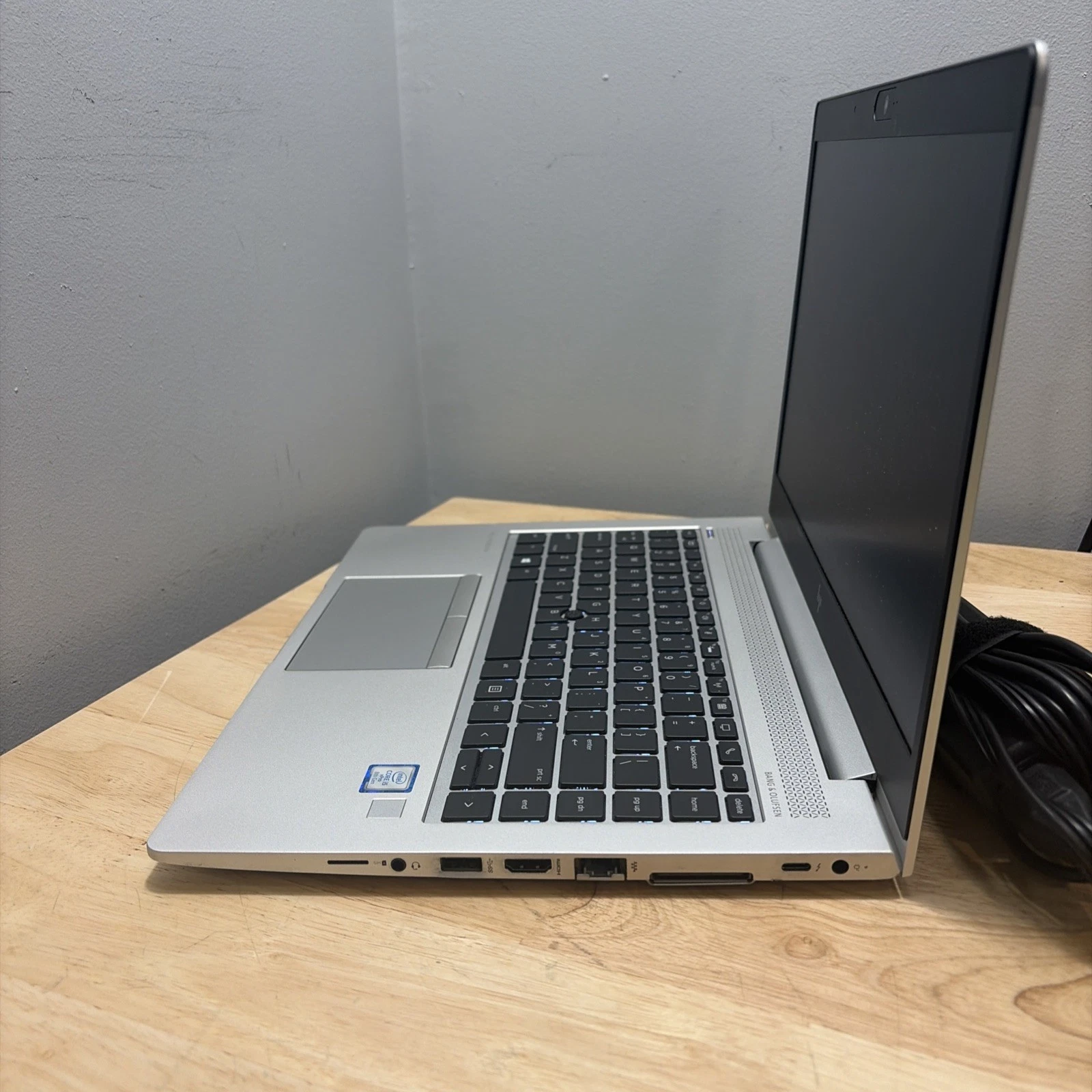 HP Elitebook 840 G5 Core I5-8350 1.70GHZ 8GB , 256GB SSD ,Win 11 Pro & Cord